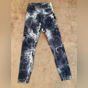 Wunder Under 25 inch leggings